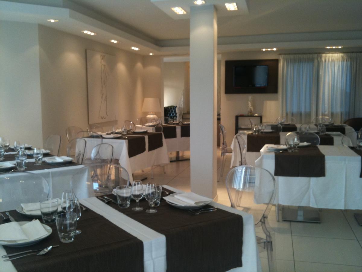 Hotel Ambrosio La Corte Olbia Exterior foto